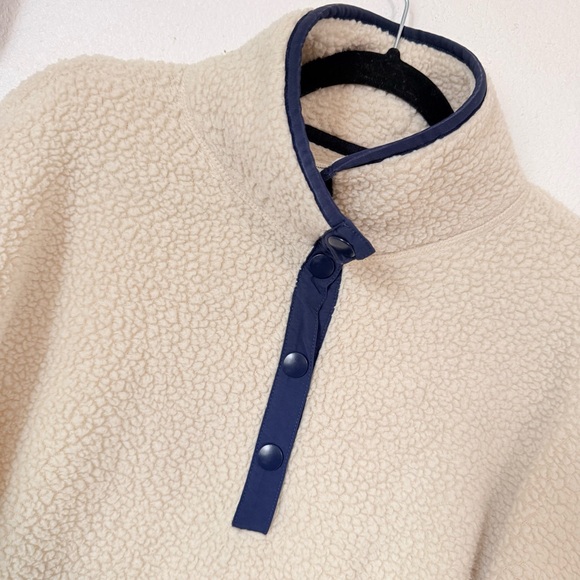 J. Crew Vintage sherpa fleece half-snap pullover size: large - Picture 4 of 7